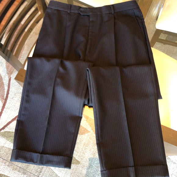 Armani Italian Wool Black Pinstripe Barney’s NYC - Picture 11 of 17